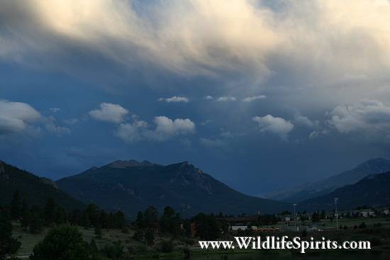Click Picture to send as an  E-PostCard 57k 550x367